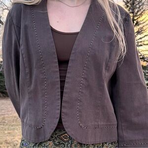 Brown Blazer with Minimalist Open Front Design